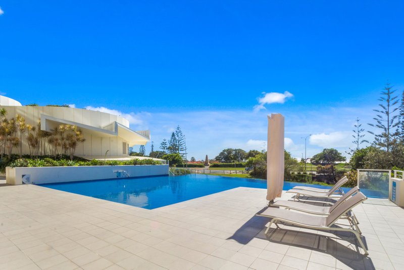 Photo - 11/2-8 Creek Street, Coolangatta QLD 4225 - Image 14