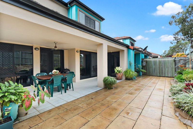 11/2 Barnstaple Street, Torquay QLD 4655