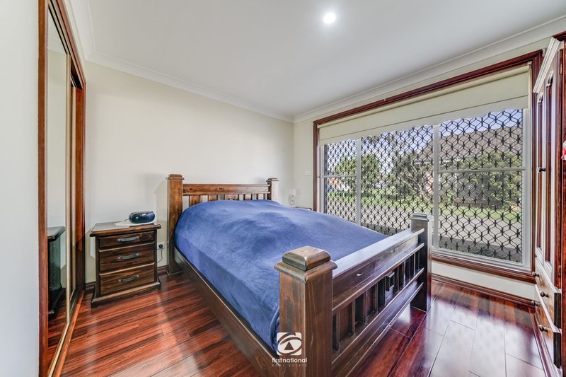 Photo - 11/2 Bensley Road, Macquarie Fields NSW 2564 - Image 6