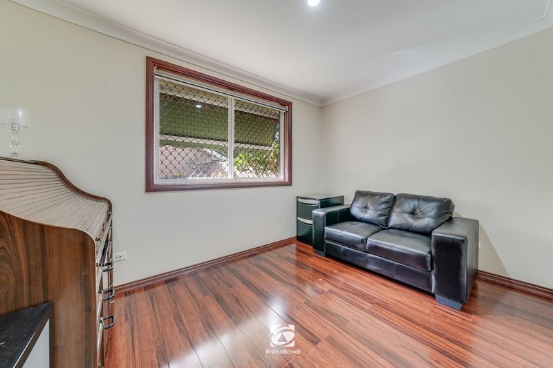 Photo - 11/2 Bensley Road, Macquarie Fields NSW 2564 - Image 7