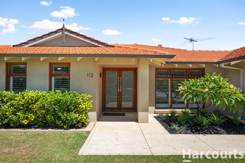 Photo - 112 Broadbeach Boulevard, Hillarys WA 6025 - Image 2