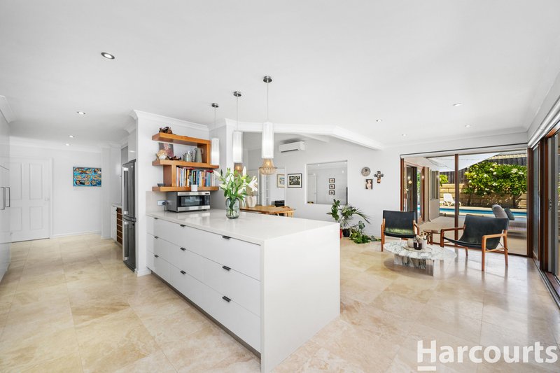 Photo - 112 Broadbeach Boulevard, Hillarys WA 6025 - Image 6