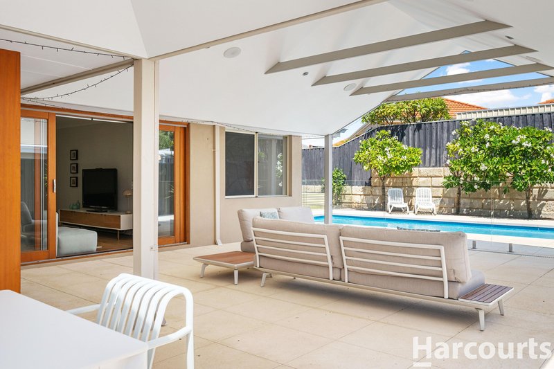 Photo - 112 Broadbeach Boulevard, Hillarys WA 6025 - Image 13