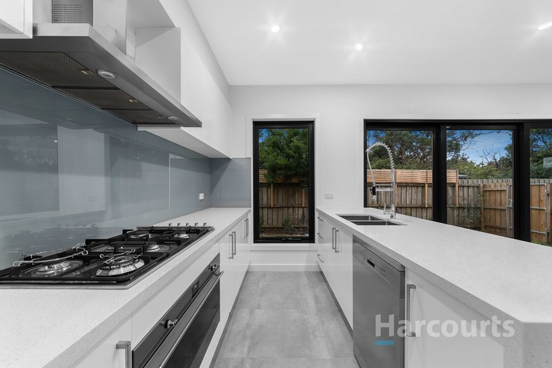 Photo - 1/12 Bungalook Road, Bayswater North VIC 3153 - Image 4