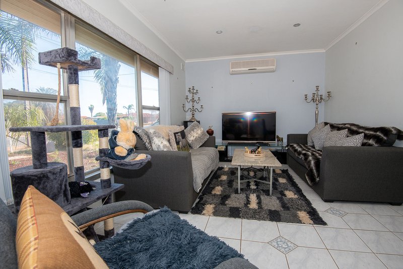 Photo - 112 Cartledge Avenue, Whyalla Stuart SA 5608 - Image 4