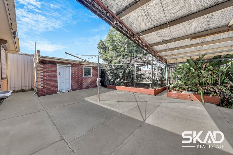 Photo - 112 Cheddar Road, Reservoir VIC 3073 - Image 9
