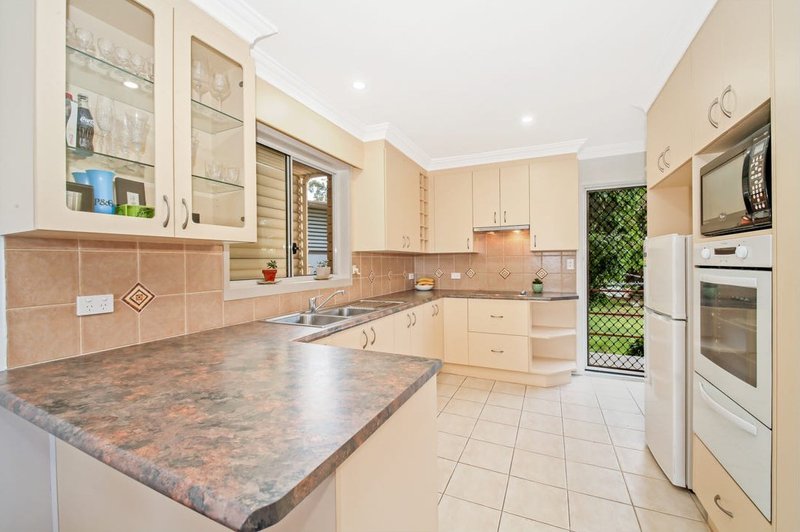 Photo - 1/12 Corang Crescent, Ferny Hills QLD 4055 - Image 2