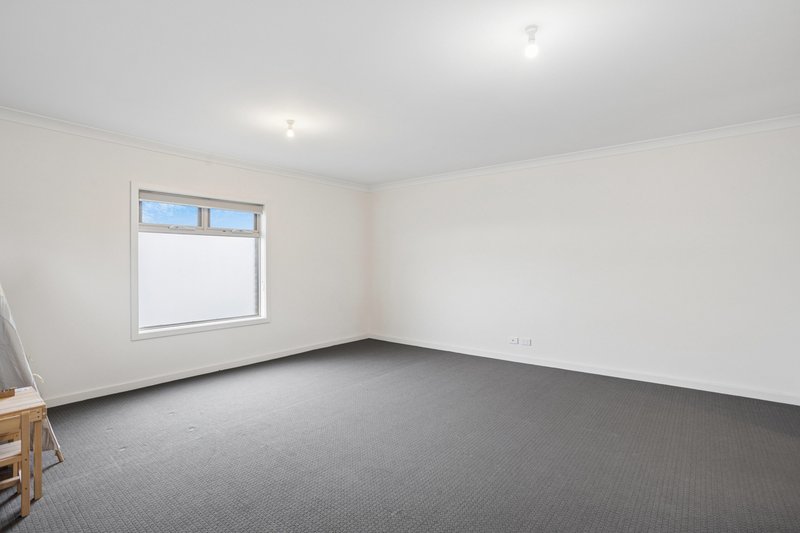 Photo - 11/2 Countryman Court, Kidman Park SA 5025 - Image 15