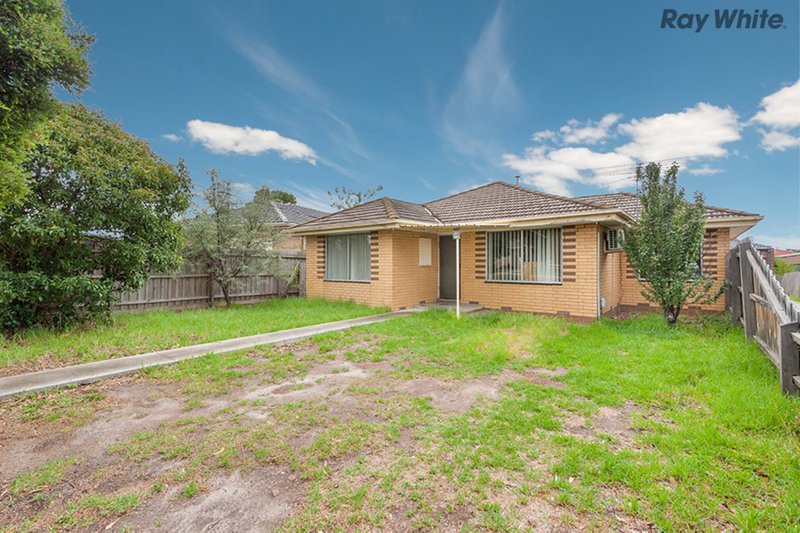 Photo - 1/12 Douglas Avenue, St Albans VIC 3021 - Image 3