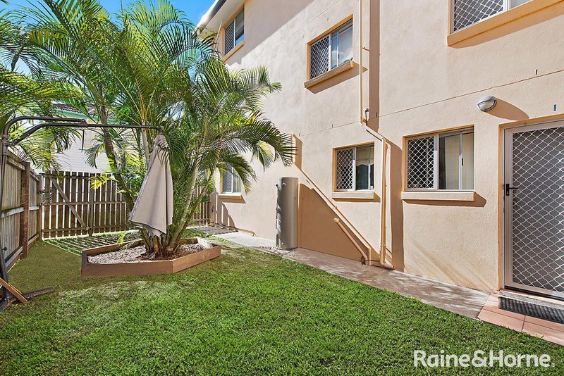 Photo - 1/12 East Street, Camp Hill QLD 4152 - Image 8