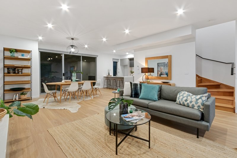Photo - 1/12 Eric Street, Preston VIC 3072 - Image 3