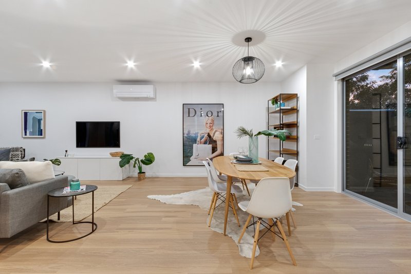 Photo - 1/12 Eric Street, Preston VIC 3072 - Image 4