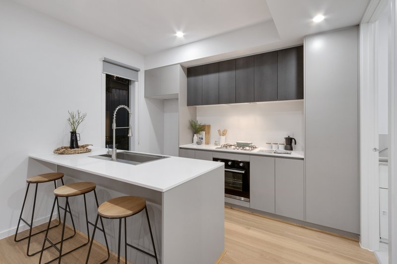 Photo - 1/12 Eric Street, Preston VIC 3072 - Image 6
