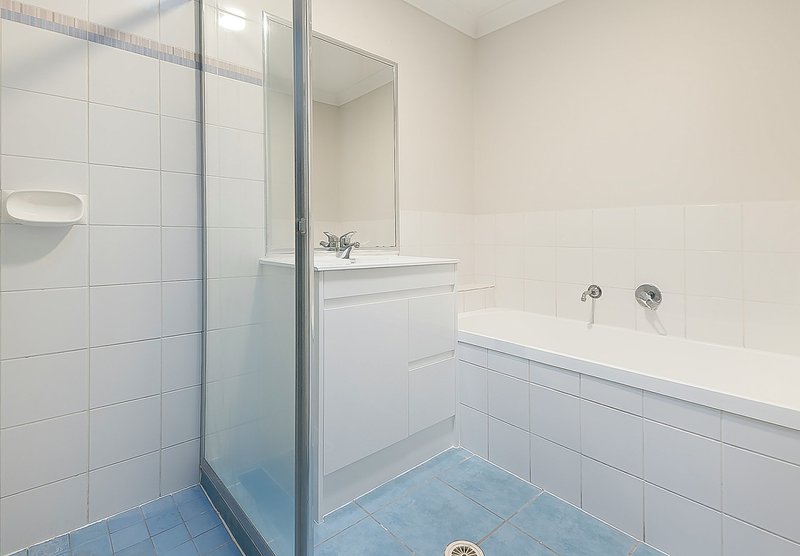 Photo - 112 Ewing Road, Woodridge QLD 4114 - Image 12
