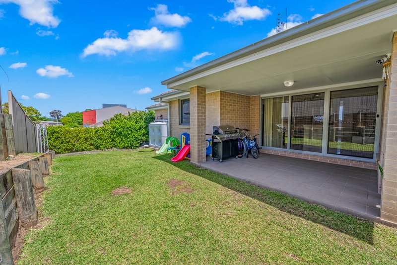 Photo - 1/12 Fairview Place, Cessnock NSW 2325 - Image 12