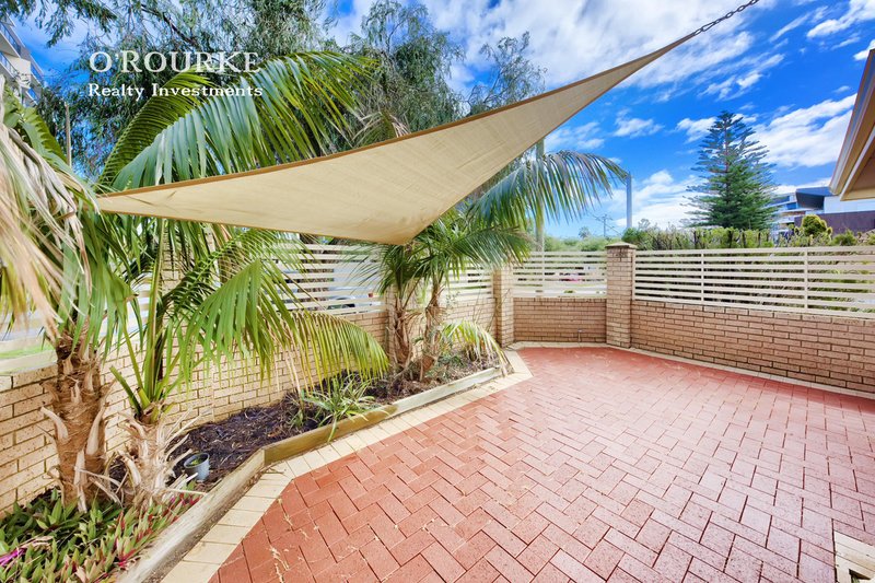 Photo - 1/12 Filburn Street, Scarborough WA 6019 - Image 9