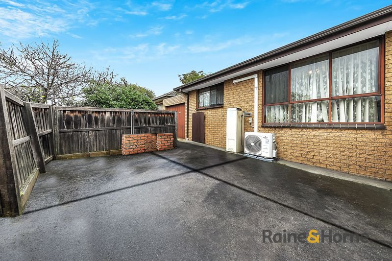 Photo - 1/12 George Street, Glenroy VIC 3046 - Image 3