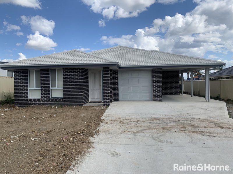 Photo - 1/12 Goodwin Street, Tamworth NSW 2340 - Image 1