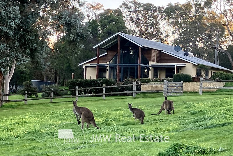 Photo - 112 Gunyulgup Valley Drive, Yallingup WA 6282 - Image 17