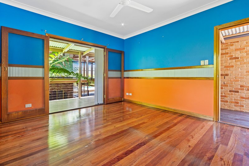 Photo - 112 Halls Road, Luscombe QLD 4207 - Image 16