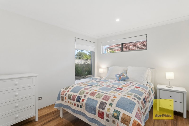 Photo - 1/12 Heath Road, Kalamunda WA 6076 - Image 10