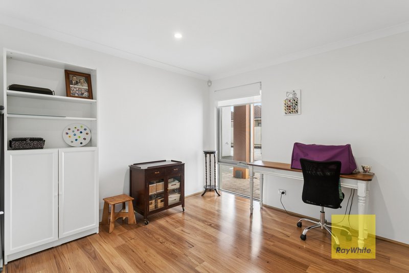 Photo - 1/12 Heath Road, Kalamunda WA 6076 - Image 14