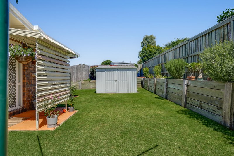 Photo - 1/12 Heinemann Court, Kearneys Spring QLD 4350 - Image 16