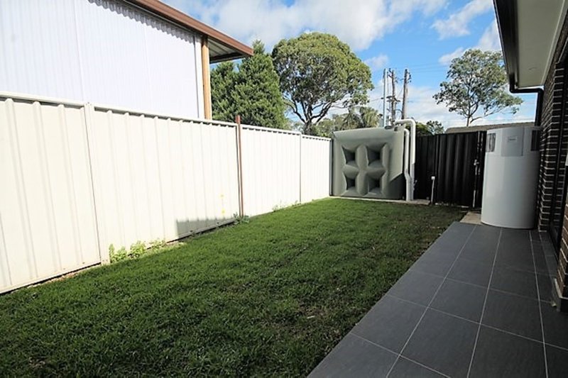 Photo - 1/12 Hill Rd , Lurnea NSW 2170 - Image 10