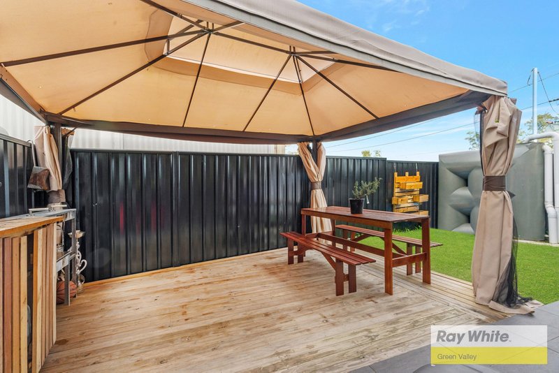 Photo - 1/12 Hill Road, Lurnea NSW 2170 - Image 12