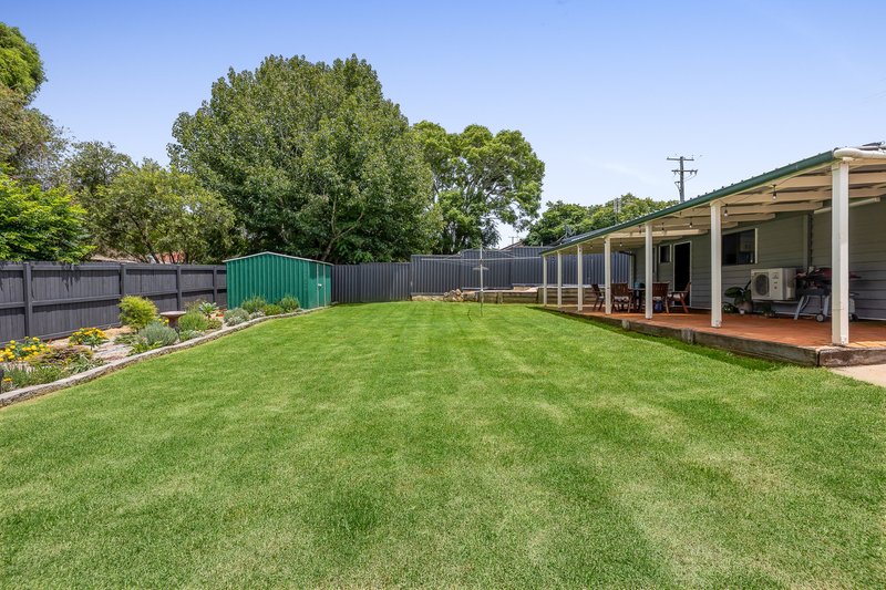 Photo - 112 Hogg Street, Wilsonton Heights QLD 4350 - Image 10