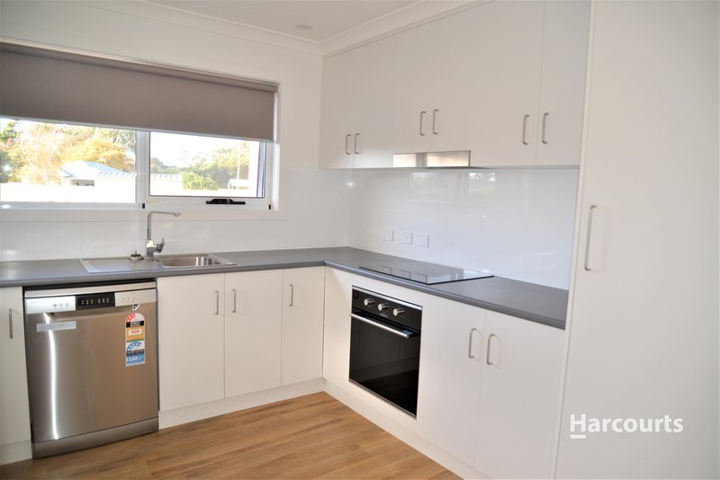 Photo - 1/12 Isabelle Court, Wynyard TAS 7325 - Image 3