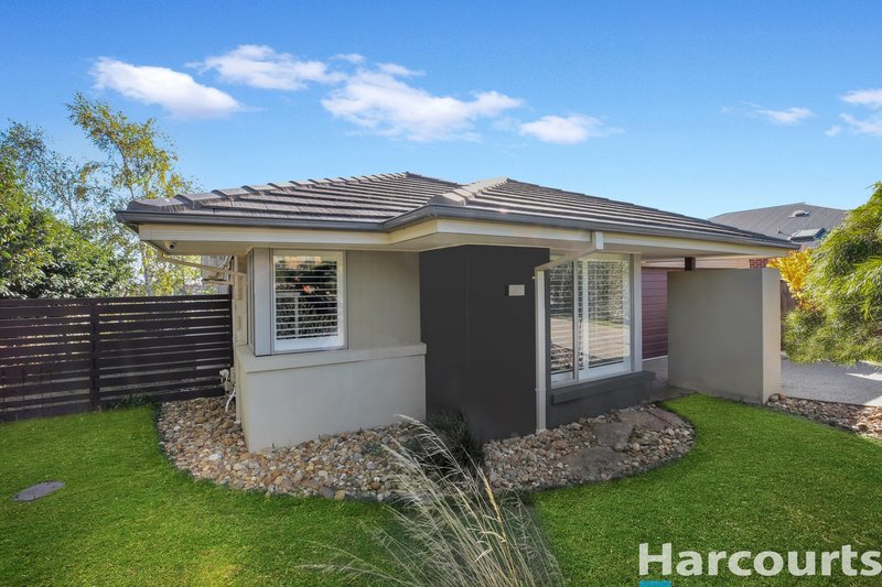 Photo - 112 Jackson Drive, Drouin VIC 3818 - Image 2