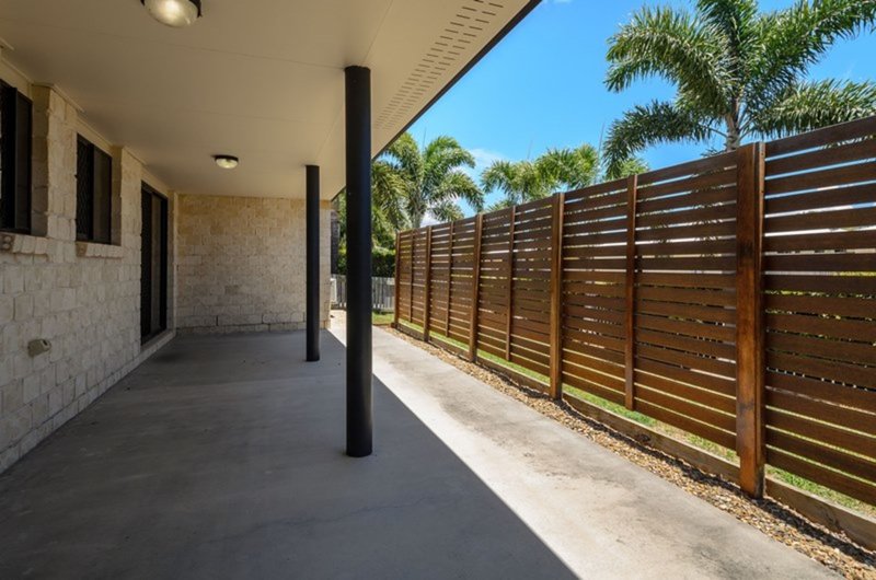 Photo - 1/12 Jooloo Court, Kin Kora QLD 4680 - Image 18