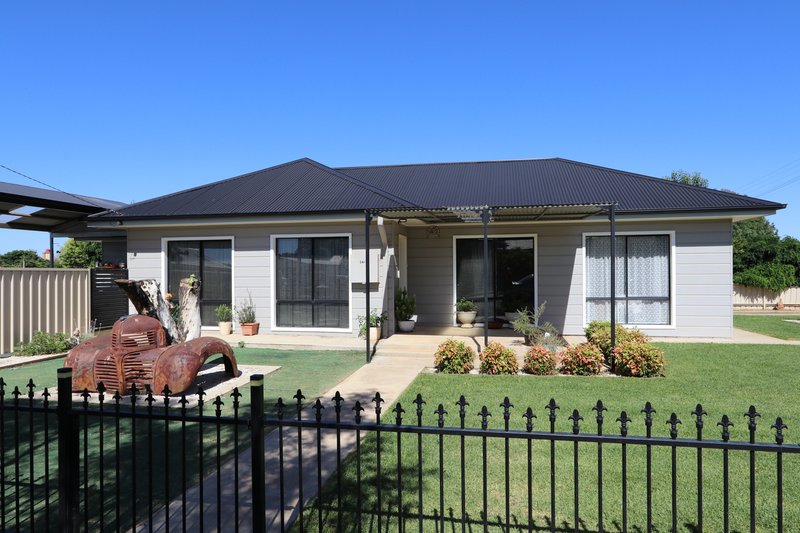 112 Kitchener Road, Temora NSW 2666