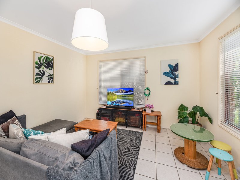 Photo - 1/12 Lakeshore Avenue, Buderim QLD 4556 - Image 4