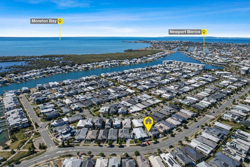Photo - 112 Lakeview Promenade, Newport QLD 4020 - Image 25