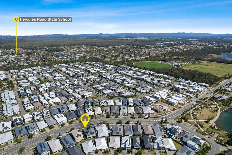 Photo - 112 Lakeview Promenade, Newport QLD 4020 - Image 26