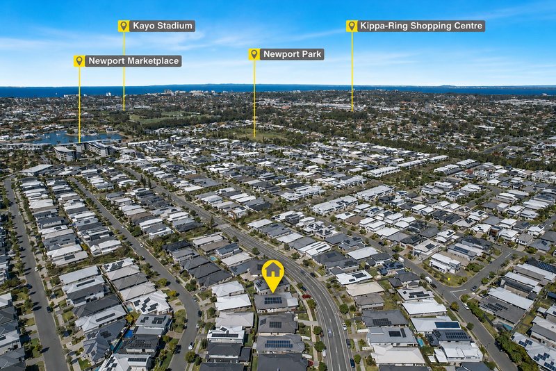 Photo - 112 Lakeview Promenade, Newport QLD 4020 - Image 27