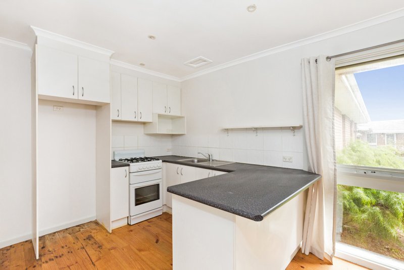Photo - 1/12 Laurel Avenue, Boronia VIC 3155 - Image 2