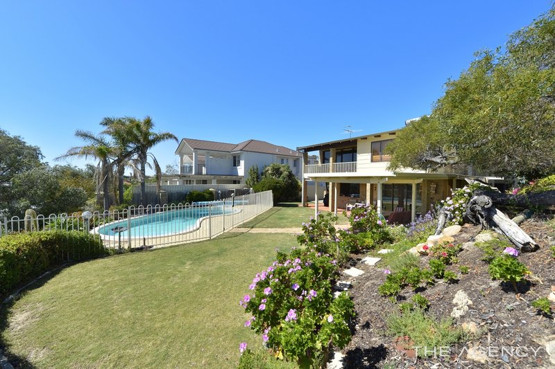 Photo - 112 Leighton Road, Halls Head WA 6210 - Image 16