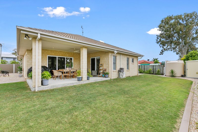 Photo - 112 Limpus Street, Urangan QLD 4655 - Image 18