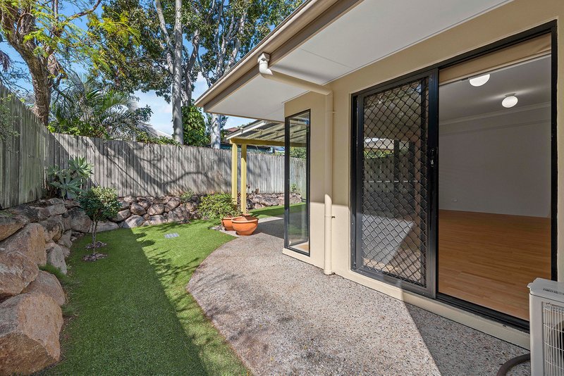 Photo - 1/12 Longlands Street, East Brisbane QLD 4169 - Image 13