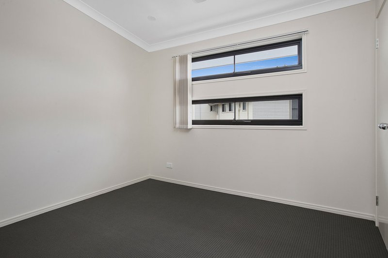 Photo - 1/12 Mandi Court, Urraween QLD 4655 - Image 9