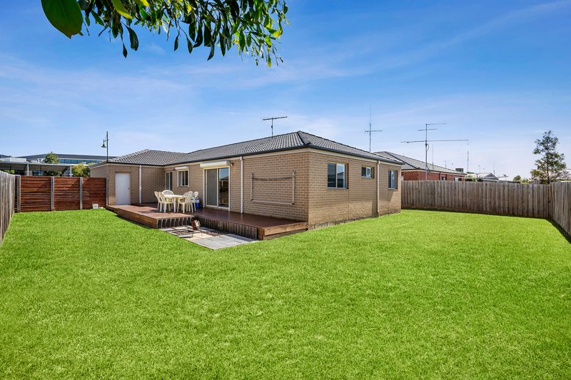 Photo - 112 Moreillon Boulevarde , Bannockburn VIC 3331 - Image 6