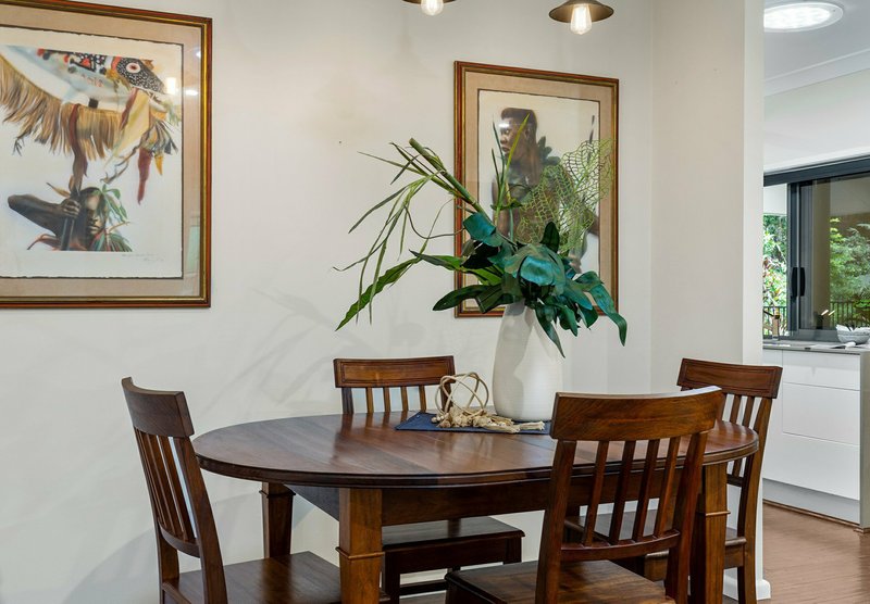 Photo - 1/12 Murchison Street, Whitfield QLD 4870 - Image 4