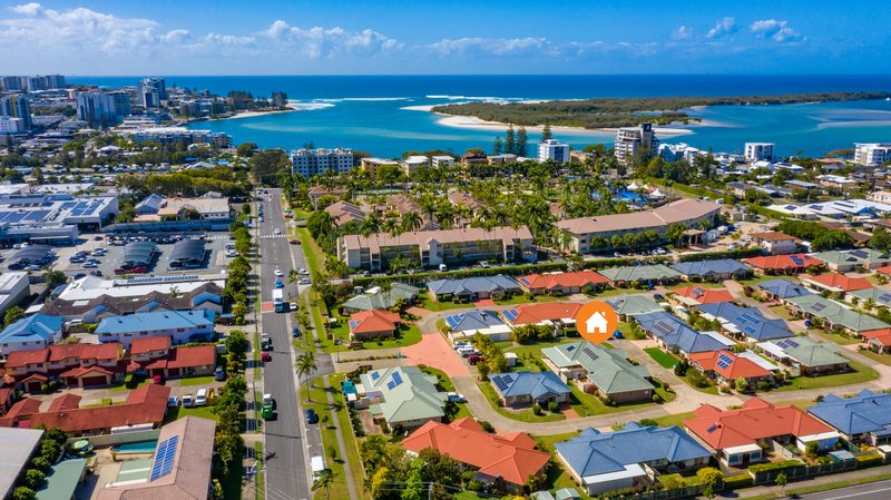 Photo - 11/2 North Street, Golden Beach QLD 4551 - Image 2