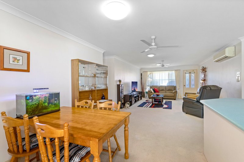 Photo - 11/2 North Street, Golden Beach QLD 4551 - Image 5