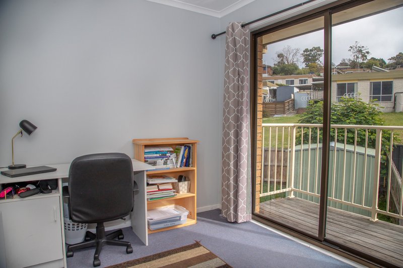 Photo - 1/12 Opal Drive, Blackmans Bay TAS 7052 - Image 10