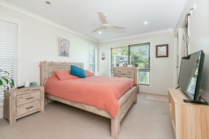 Photo - 1/12 Orchard Drive, Kirkwood QLD 4680 - Image 15