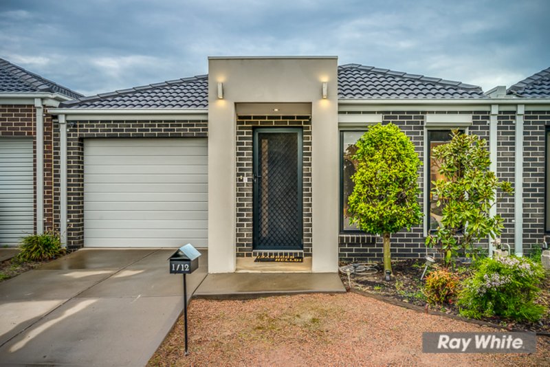 Photo - 1/12 Orlando Drive, Truganina VIC 3029 - Image 2